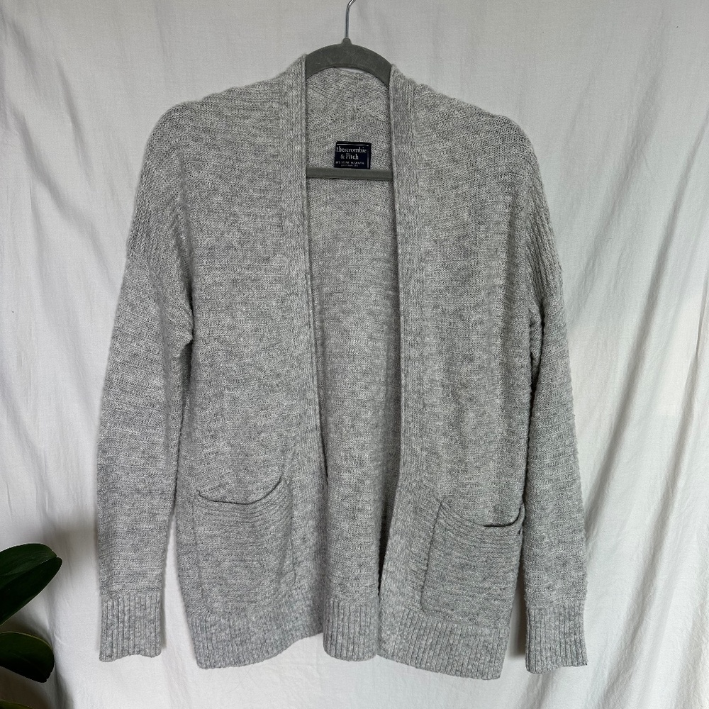 Abercrombie & Fitch - Grey Cardigan - Size XS